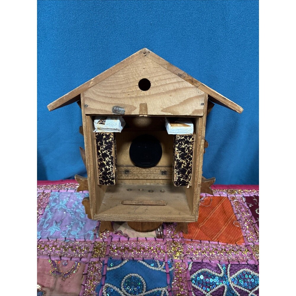 Cukoo Clock Case - Wooden - Unbranded - Picture 3 of 3